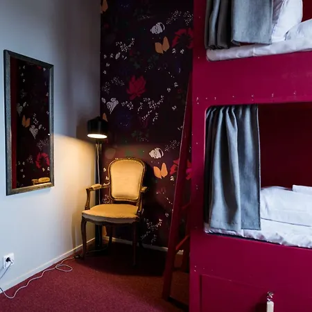 Myo Hostel