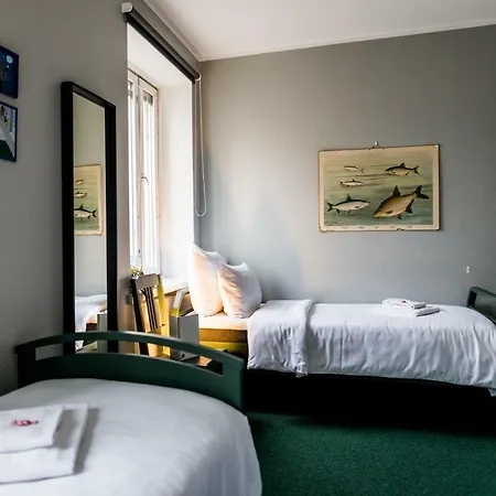 Myo Hostal *